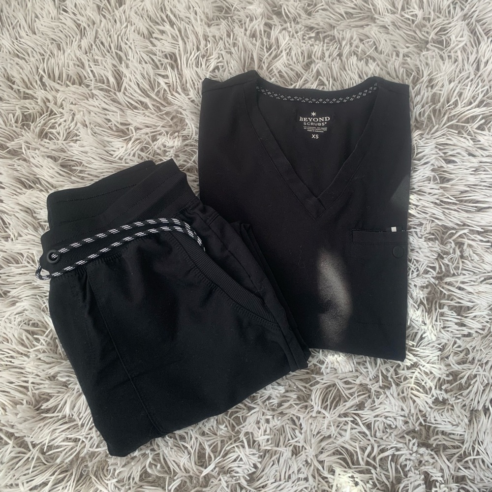 Beyond Scrubs Set
